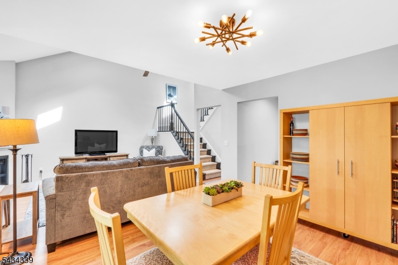 15 Saint Andrews Ln