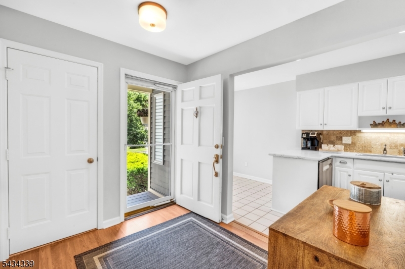 15 Saint Andrews Ln