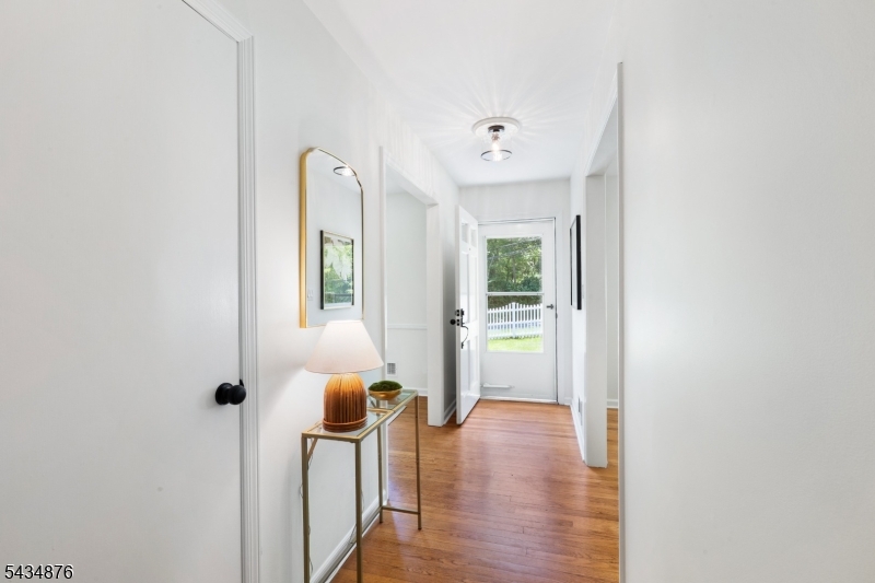 111 Anderson Hill Rd
