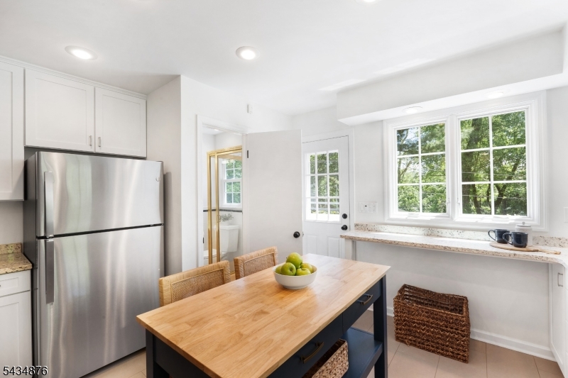 111 Anderson Hill Rd