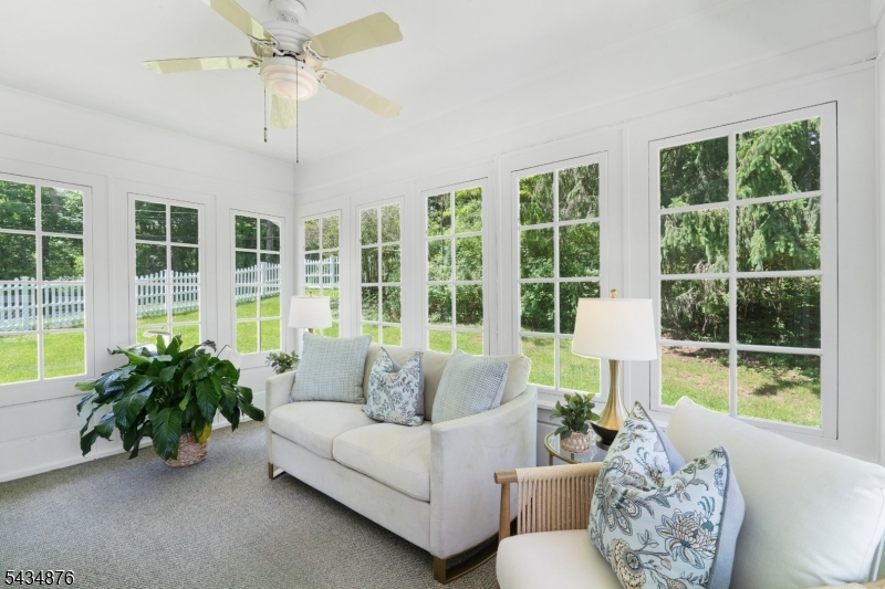 111 Anderson Hill Rd