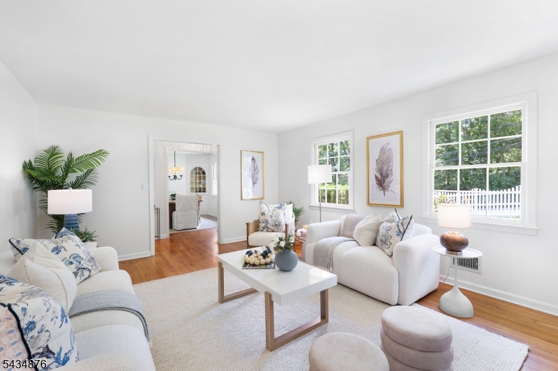 111 Anderson Hill Rd