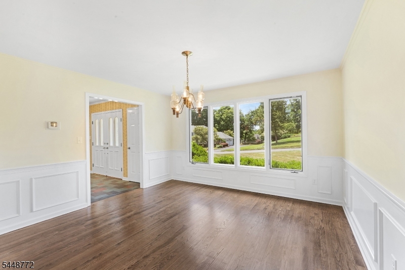 8 Patriot Rd