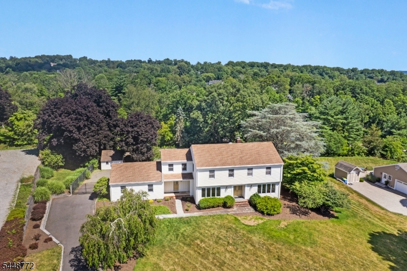 8 Patriot Rd