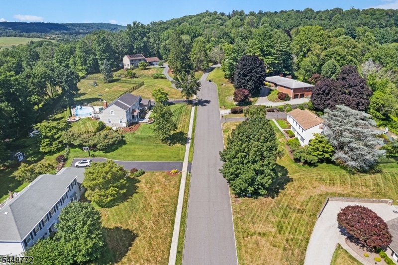 8 Patriot Rd