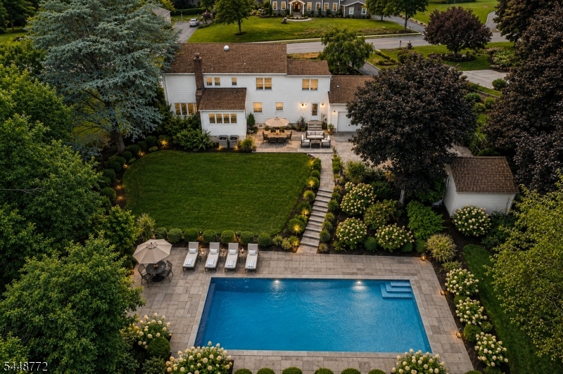 8 Patriot Rd