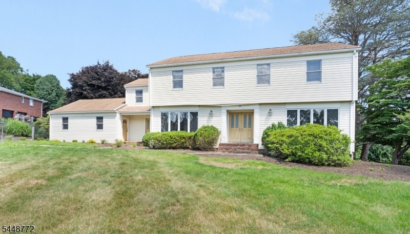 8 Patriot Rd