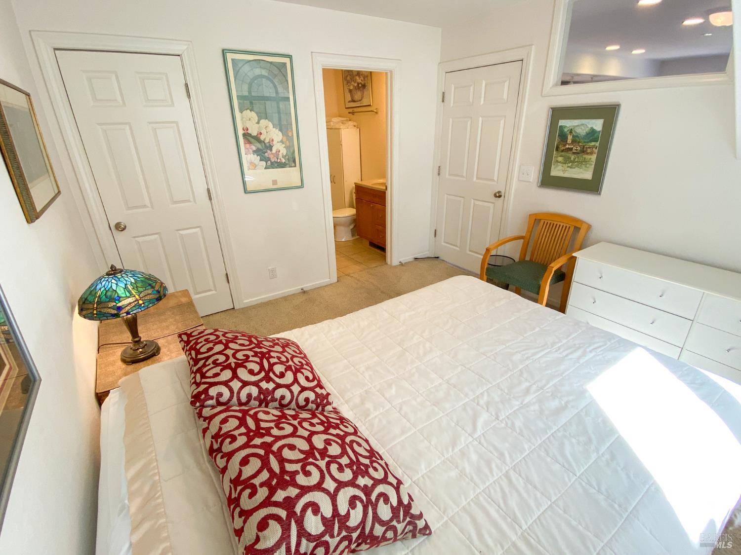 55-57 Bayo Vista Way