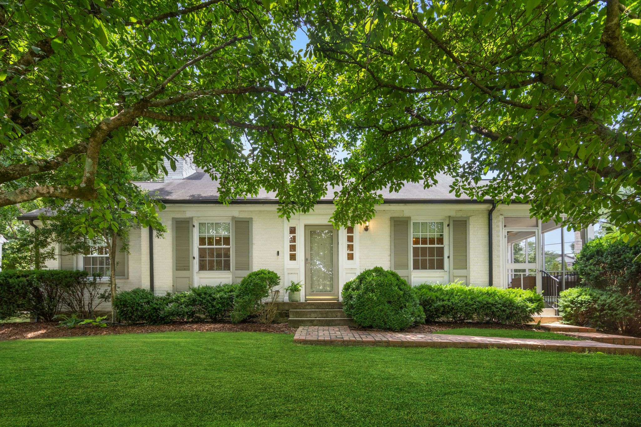 3501 Rainbow Pl