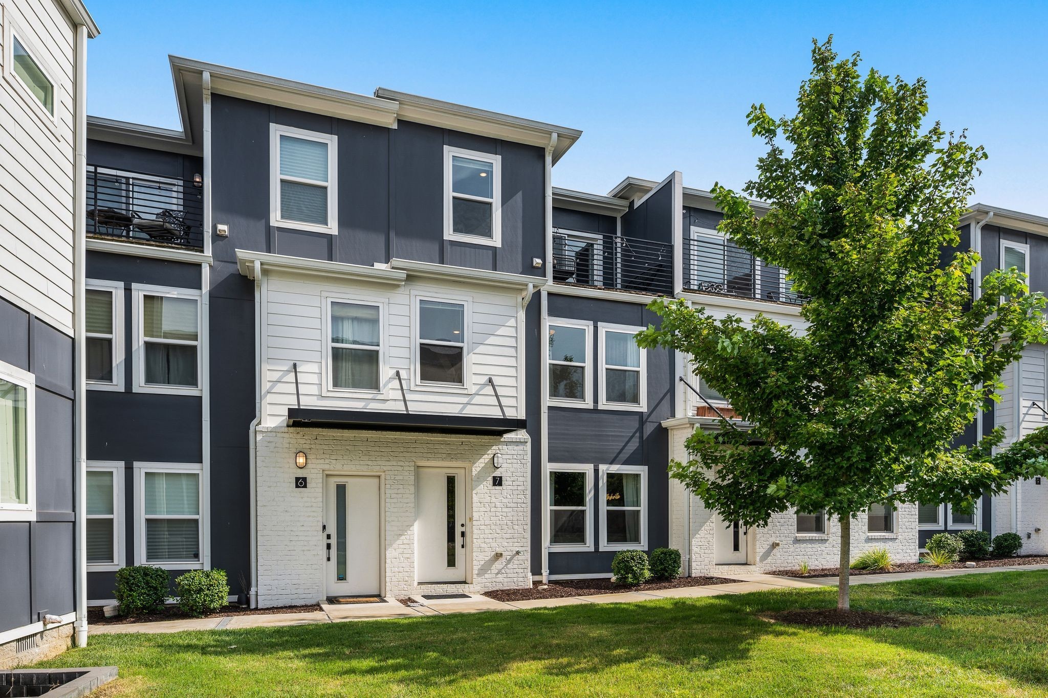 110 Duke St Unit: 7