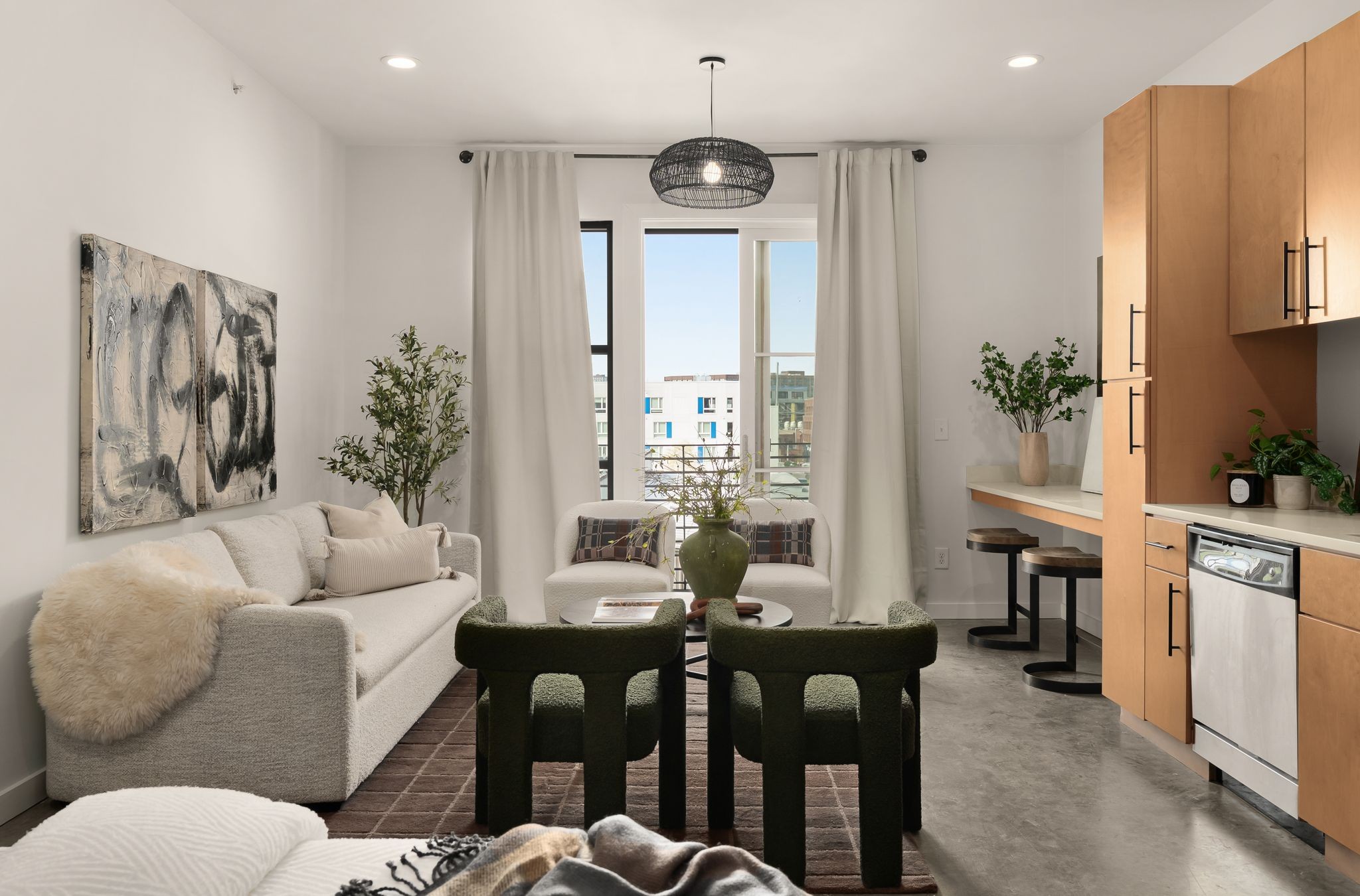 1247 Martin St Unit: 303