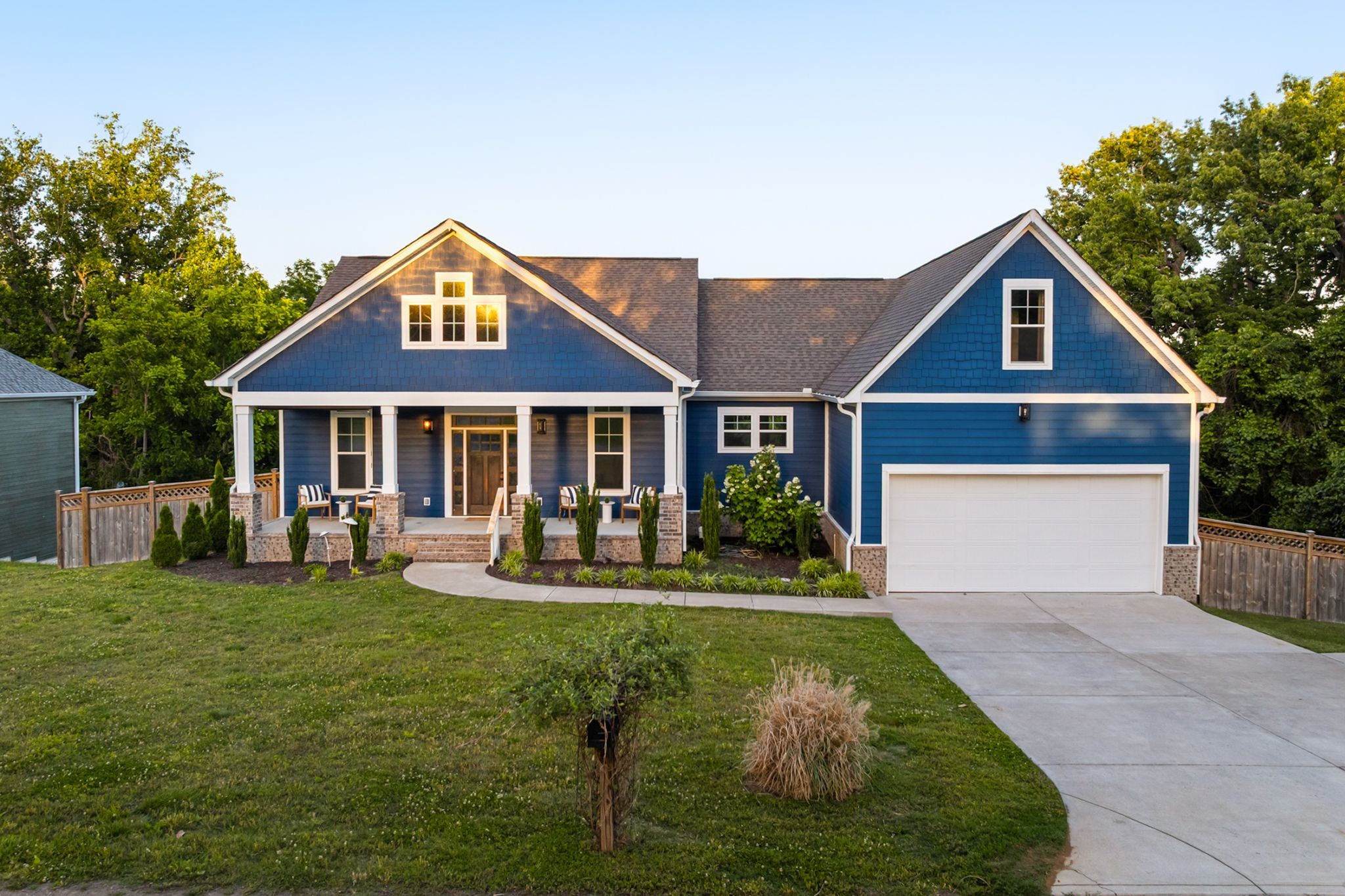 102 Riverwood Dr