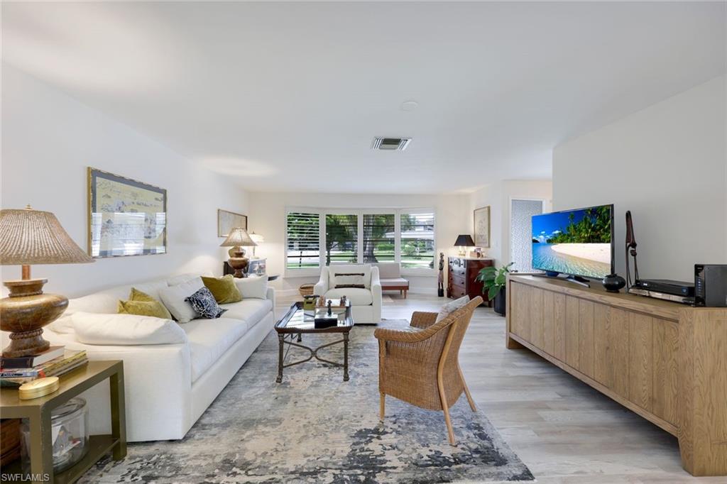 10320 River DR