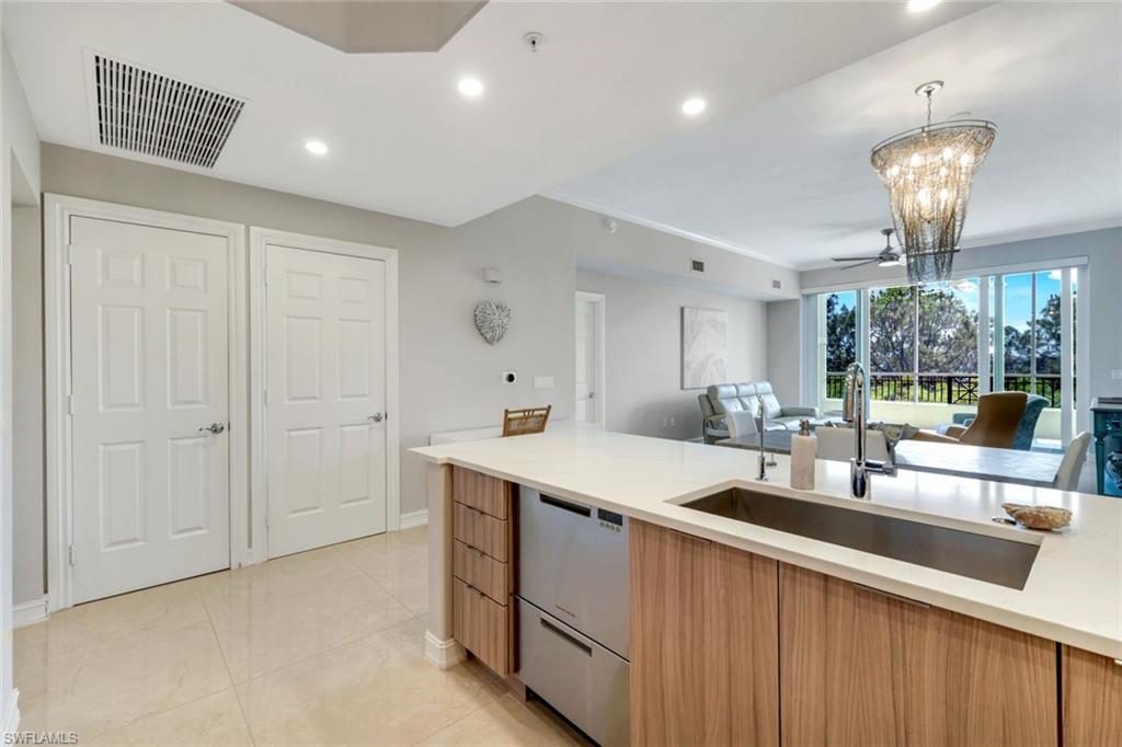 2728 Tiburon BLVD E # A403