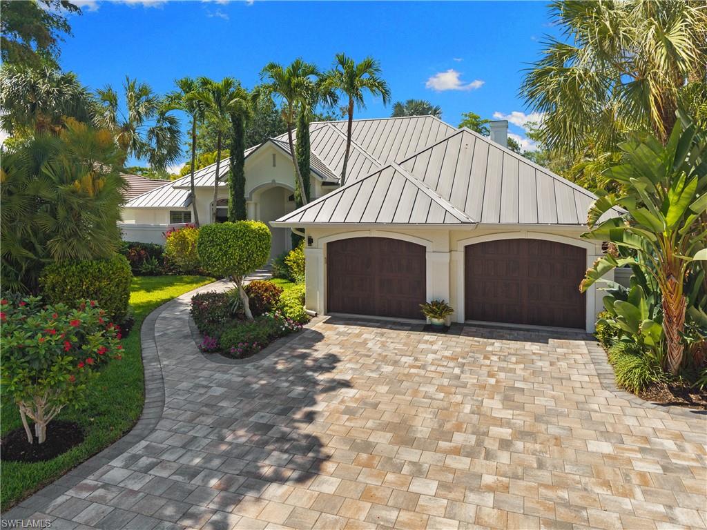 2039 Mission DR