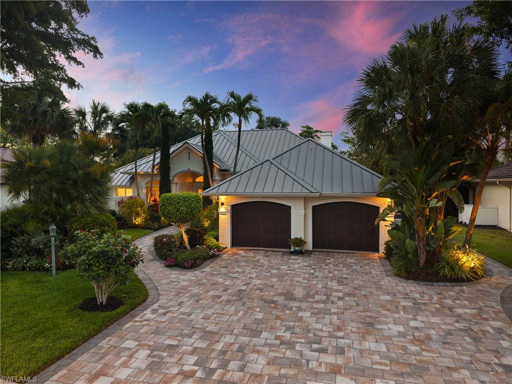 2039 Mission DR