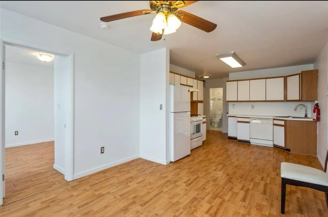 27 66TH ST Unit: 3
