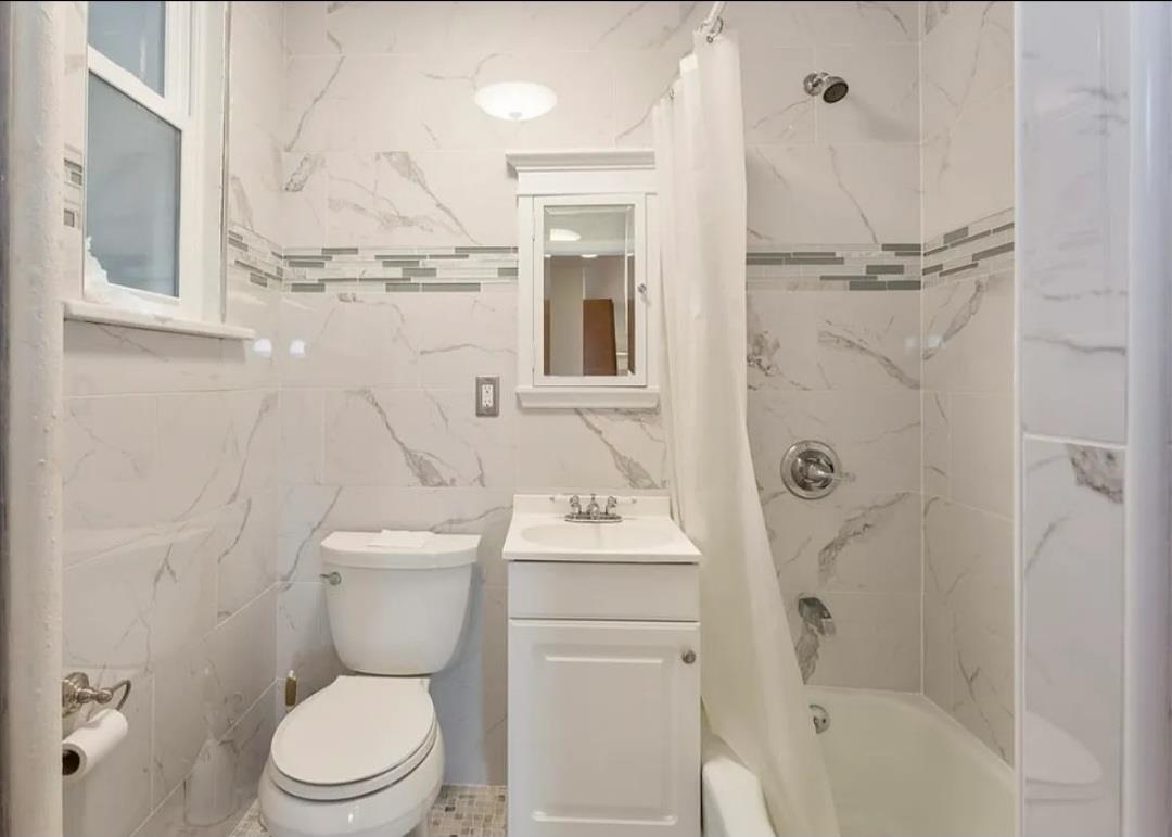 27 66TH ST Unit: 3