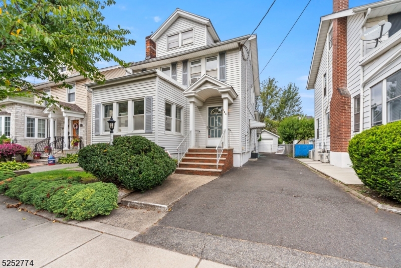 184 Tappan Ave