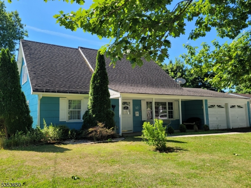 17 Cypress Rd