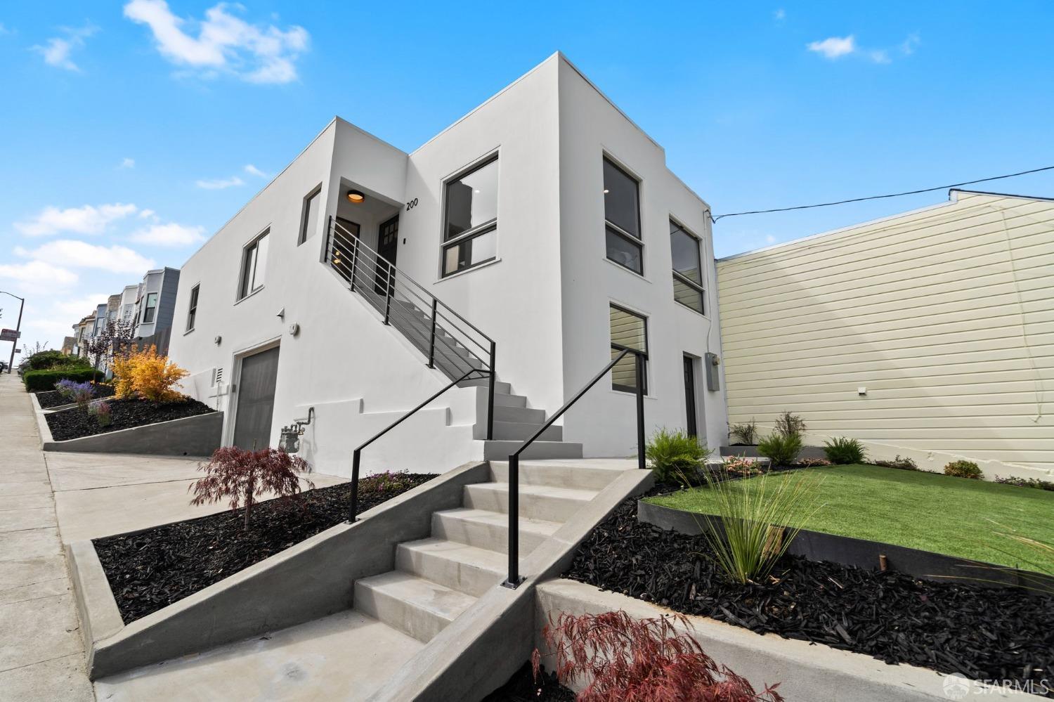 200 Judson Avenue