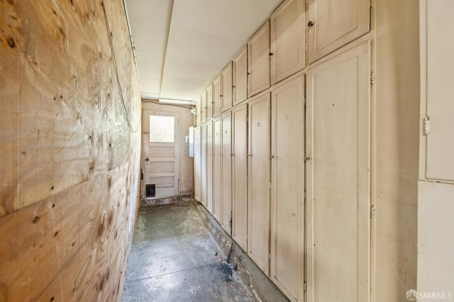 130 Meadowbrook Drive