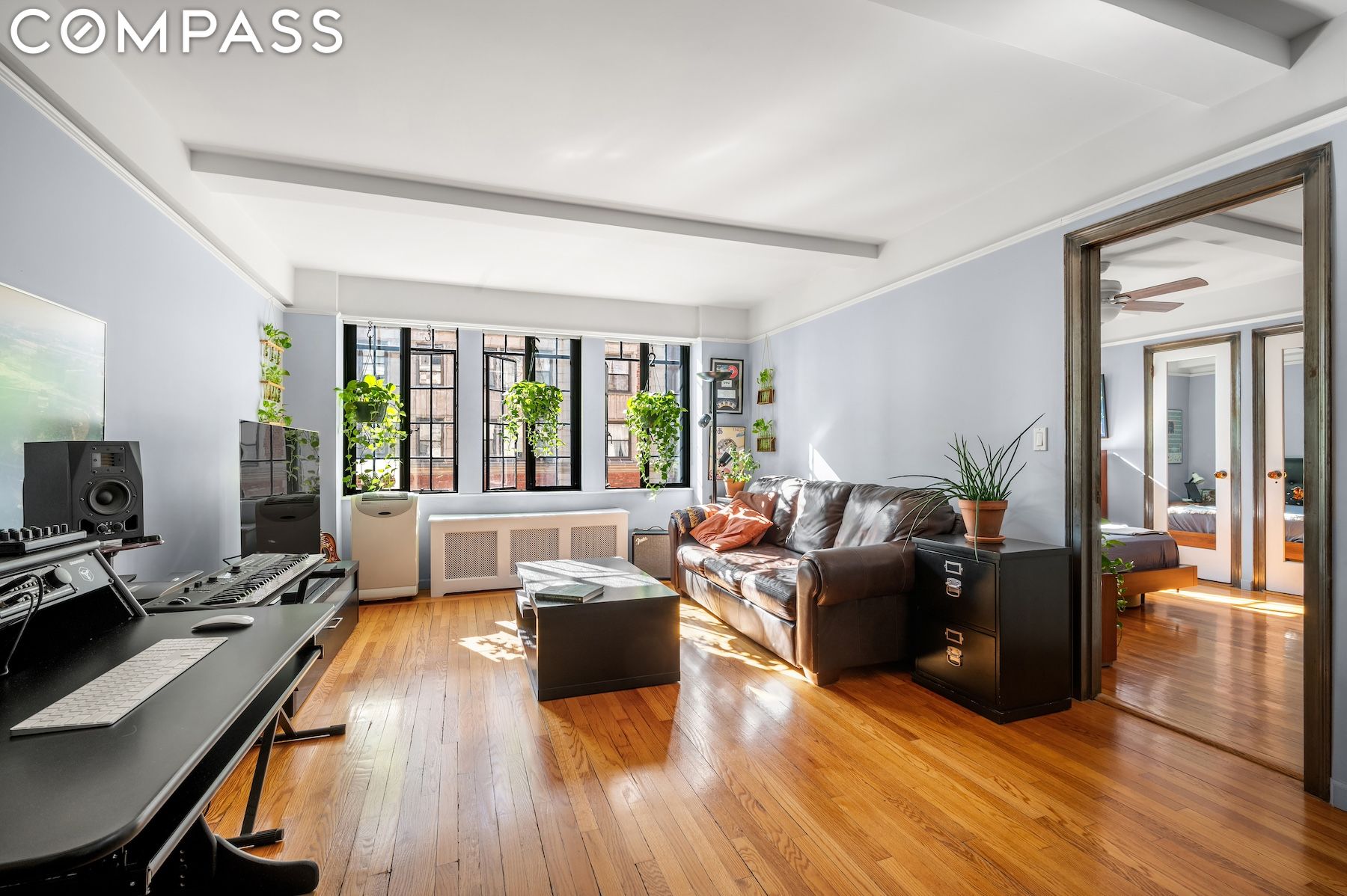 321 E 43rd Street 908