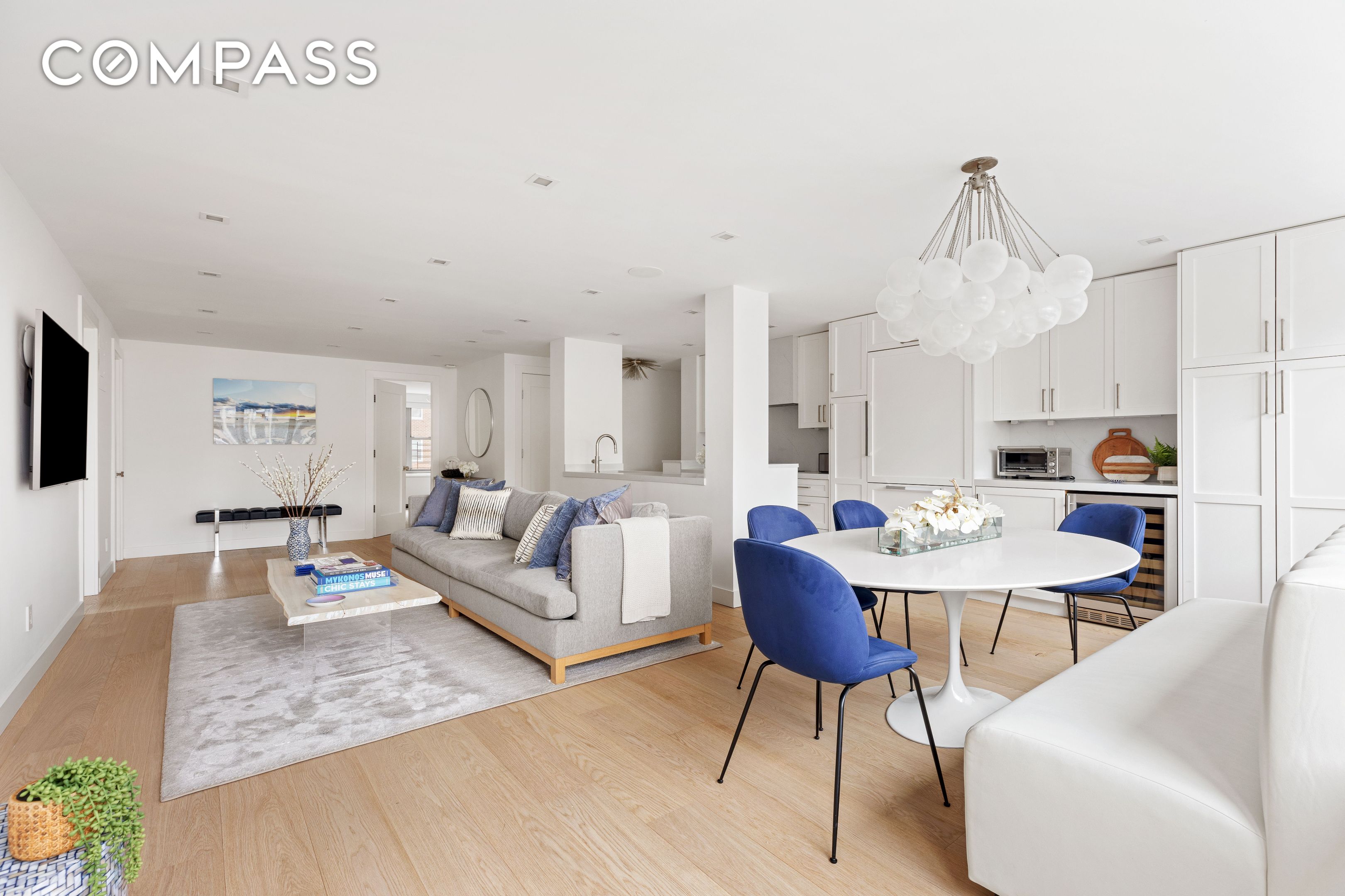 360 E 72nd Street B1105