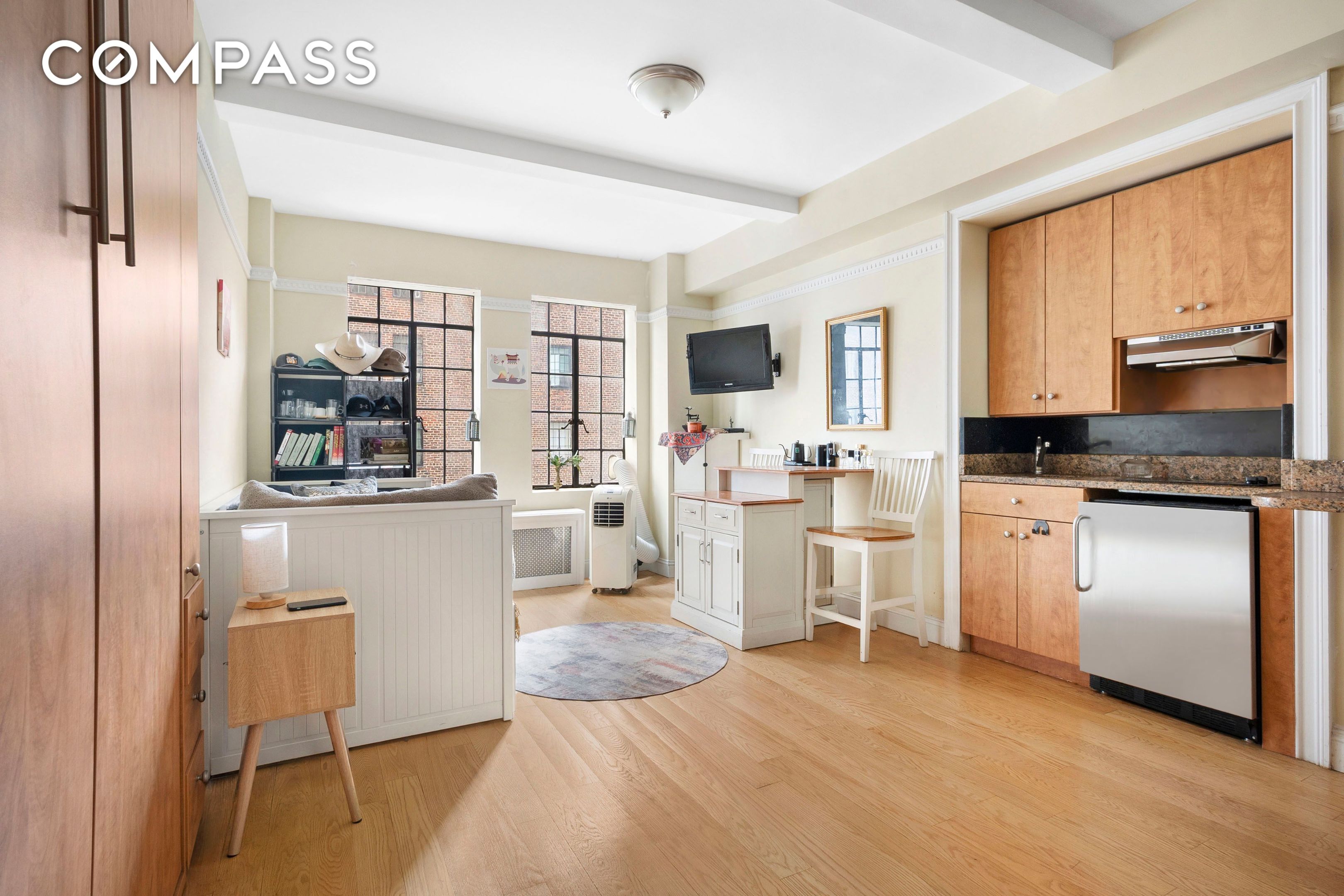 25 Tudor City Place 922