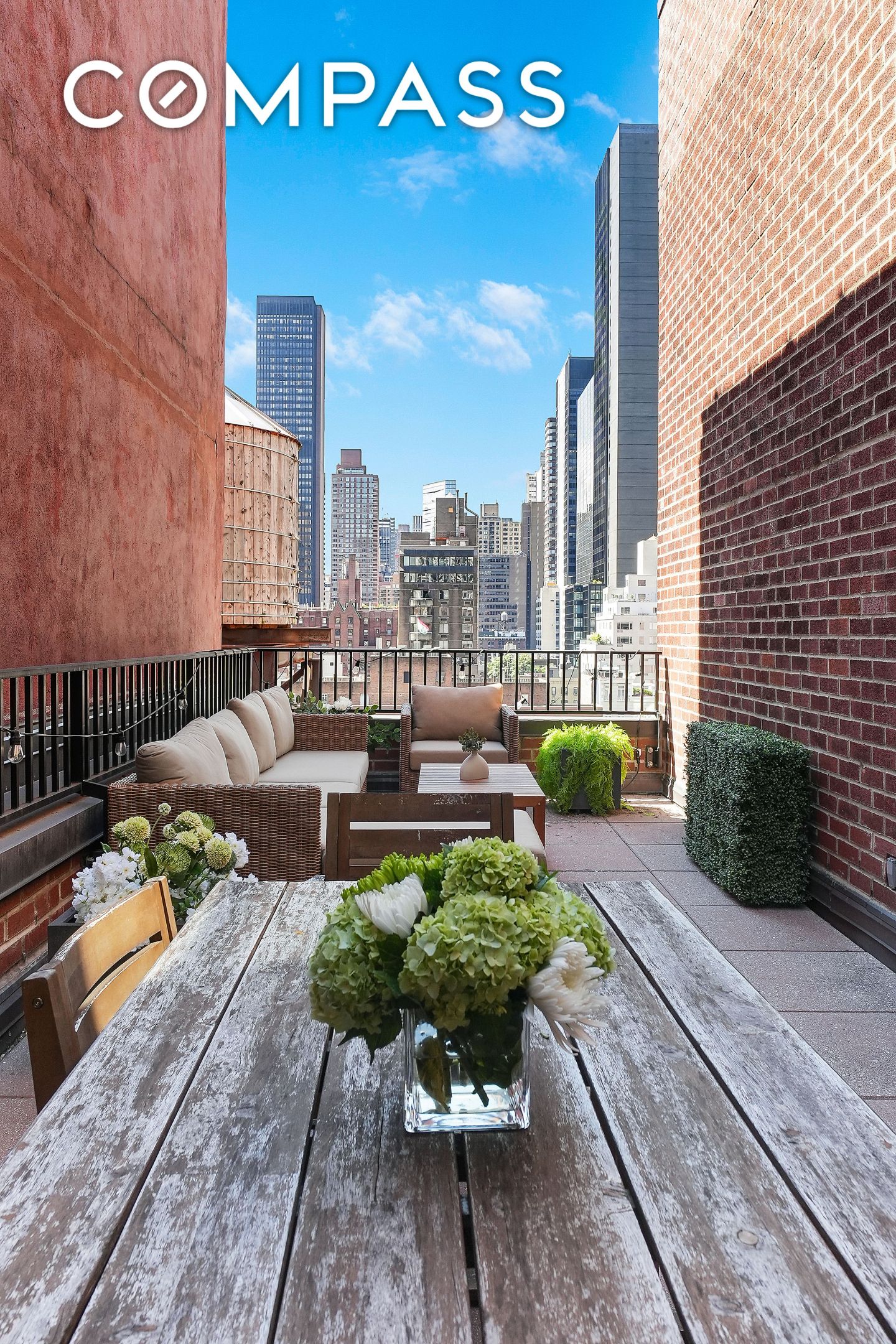220 E 54th Street 11H
