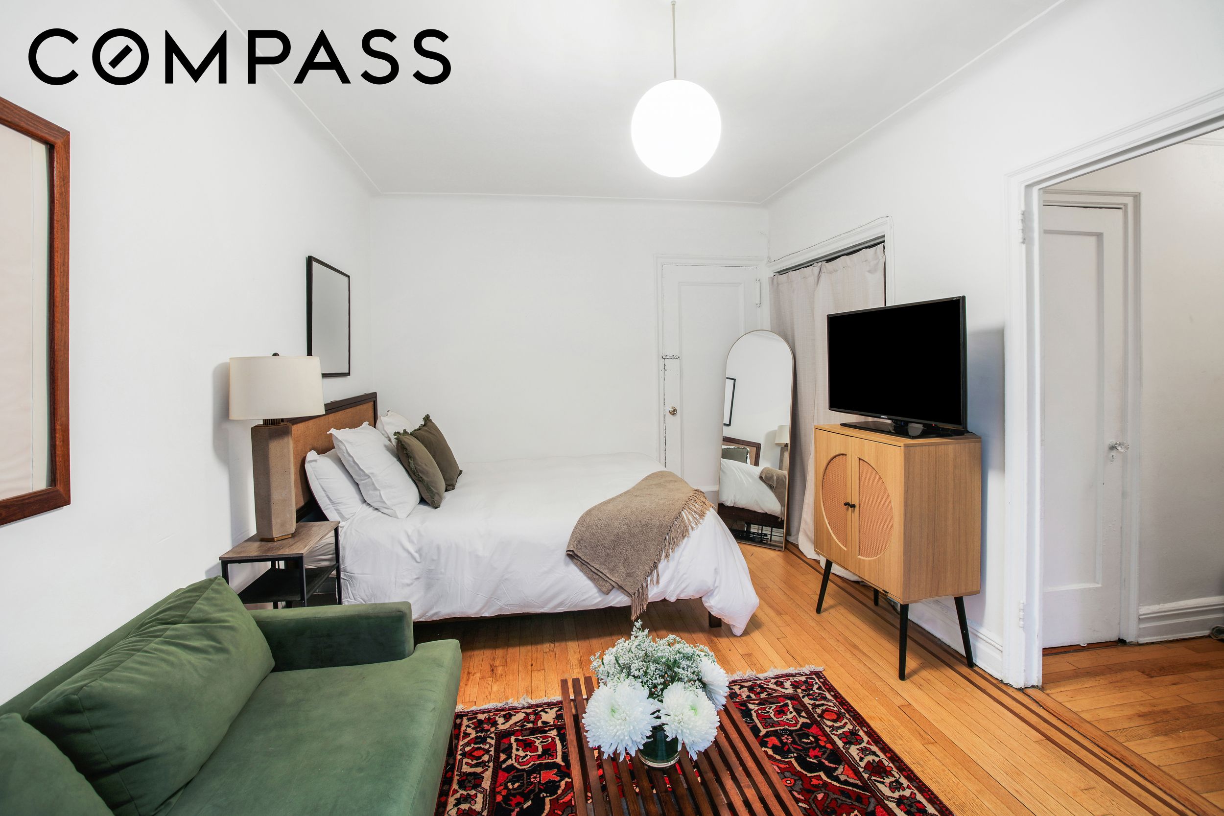 300 8th Avenue 5G