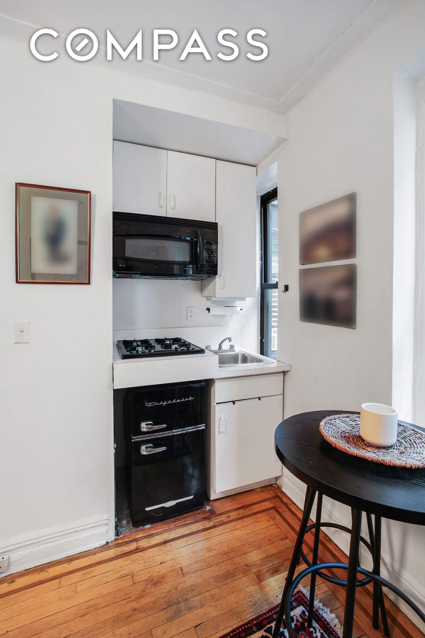 300 8th Avenue 5G