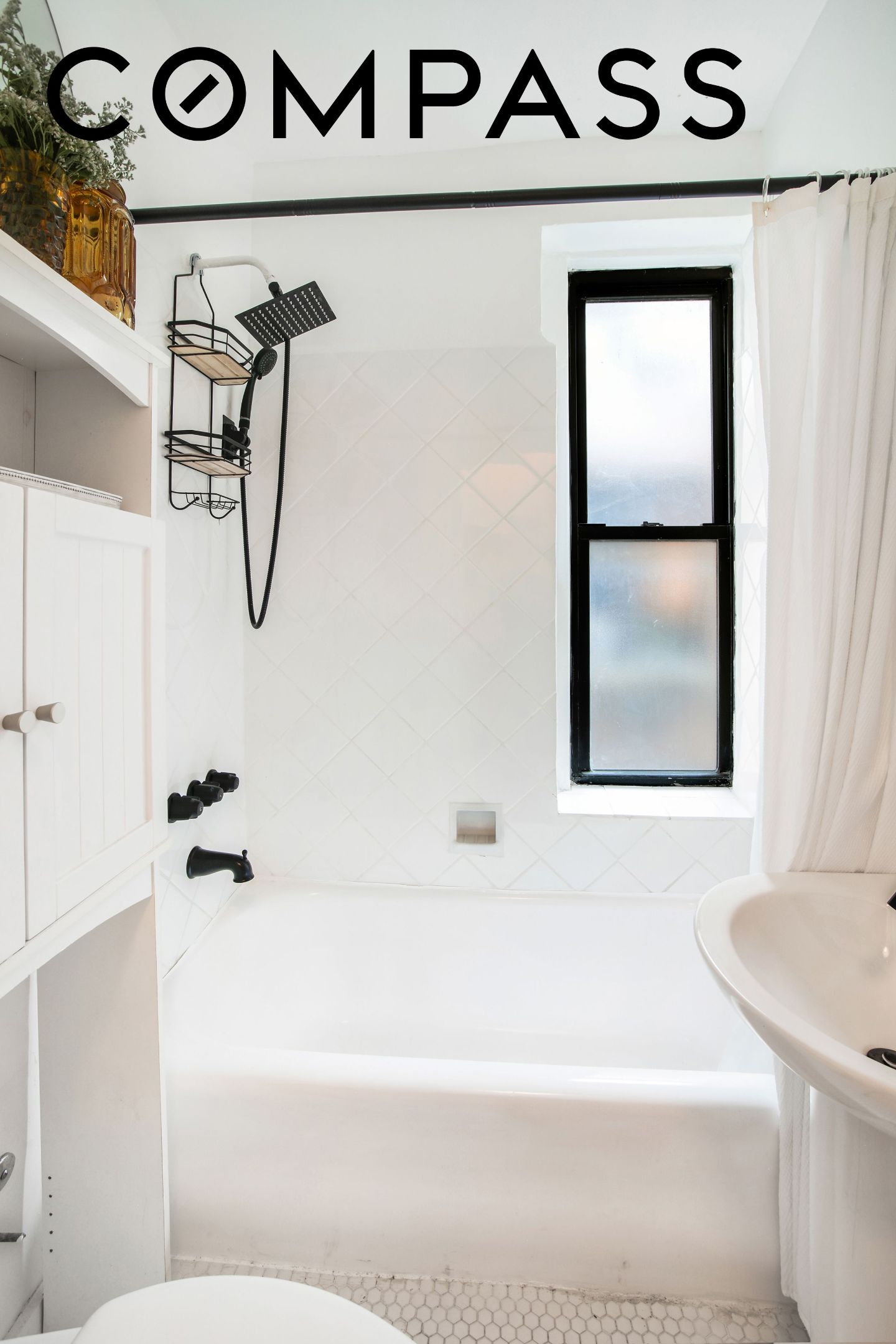 300 8th Avenue 5G