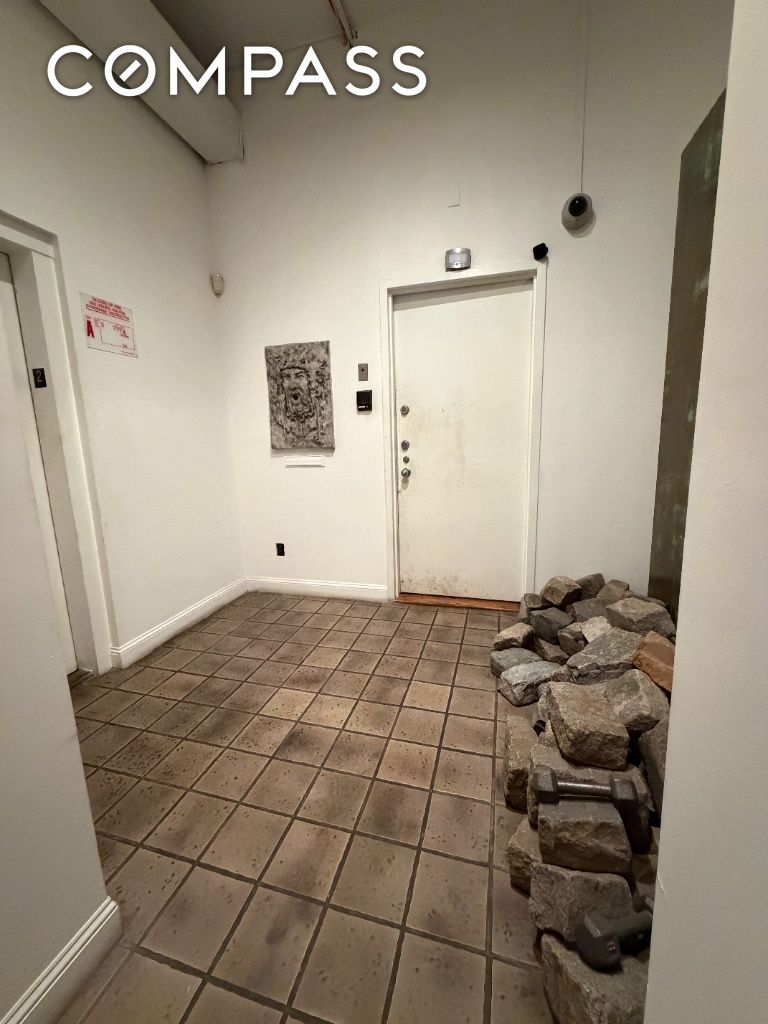 17 W 17th Street 2