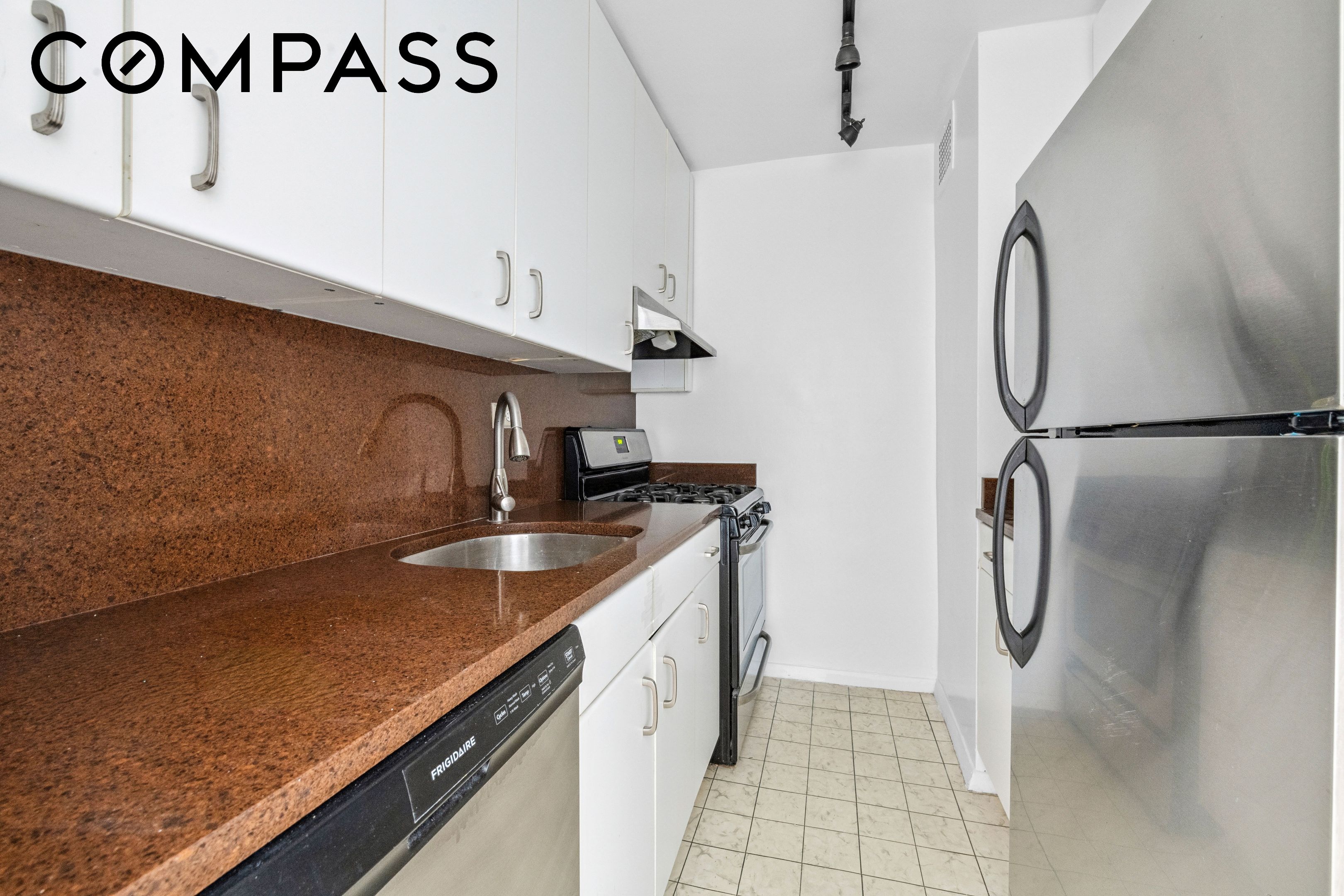 180 W End Avenue 21J