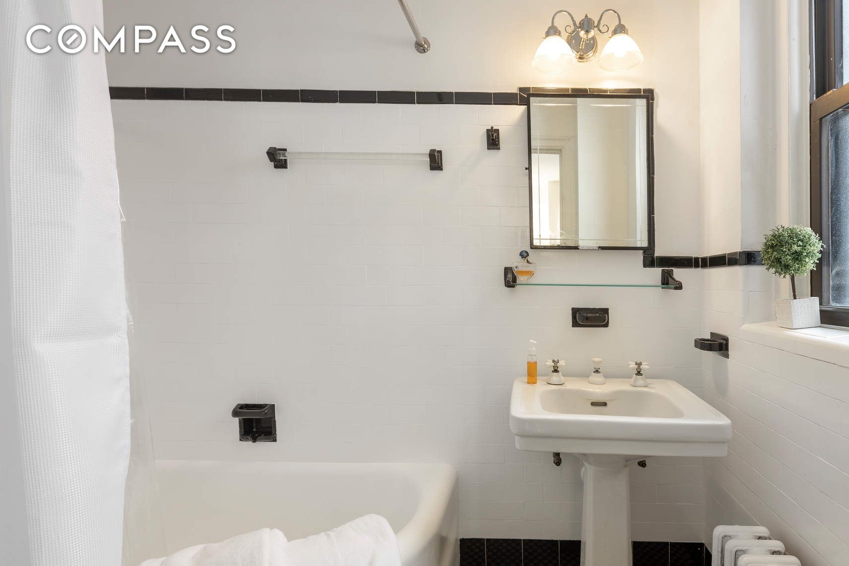 205 E 78th Street 8S