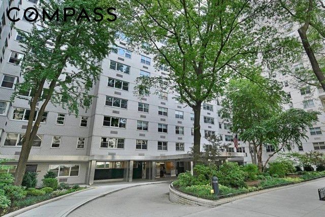 70 E 10th Street 7A