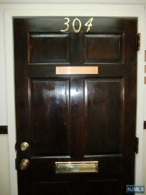 61 N Maple Avenue #304