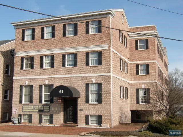 61 N Maple Avenue #304