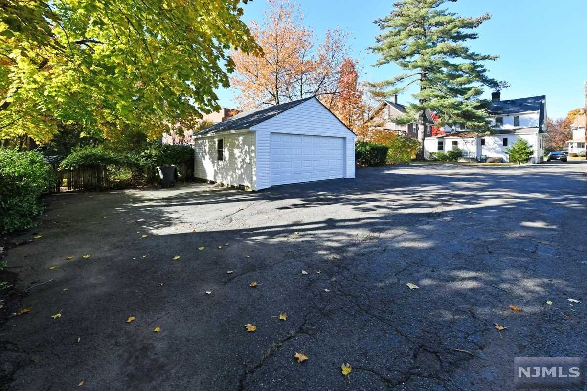 71 S Maple Avenue
