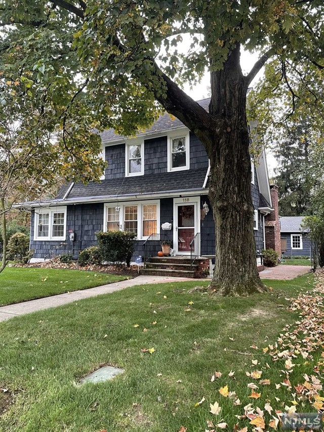 118 Darlington Avenue