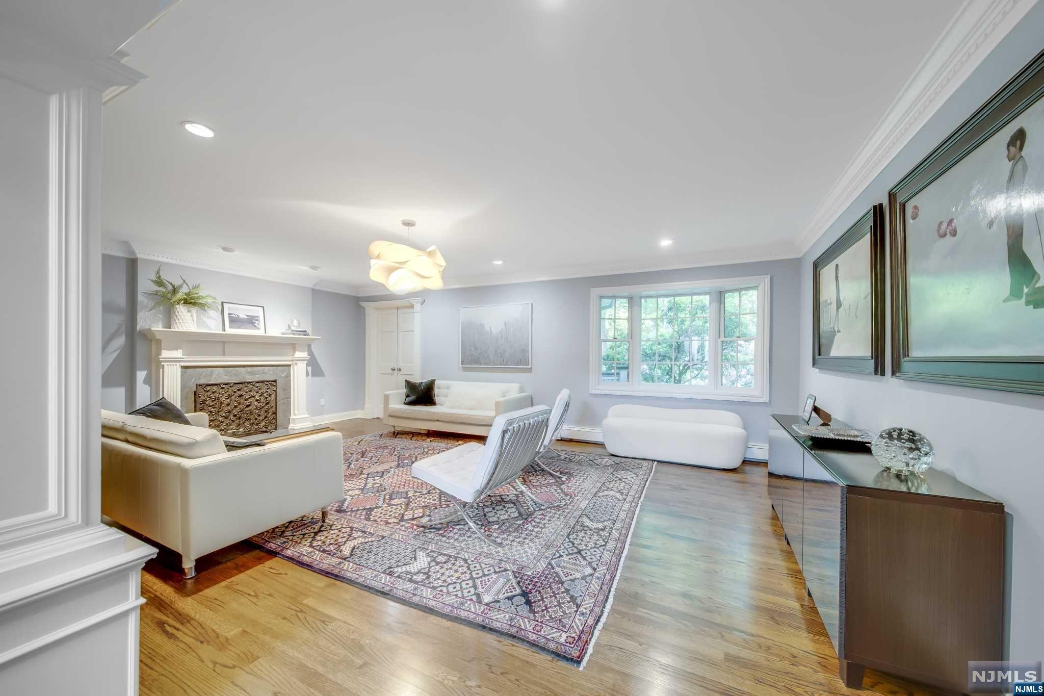 323 Freemans Lane