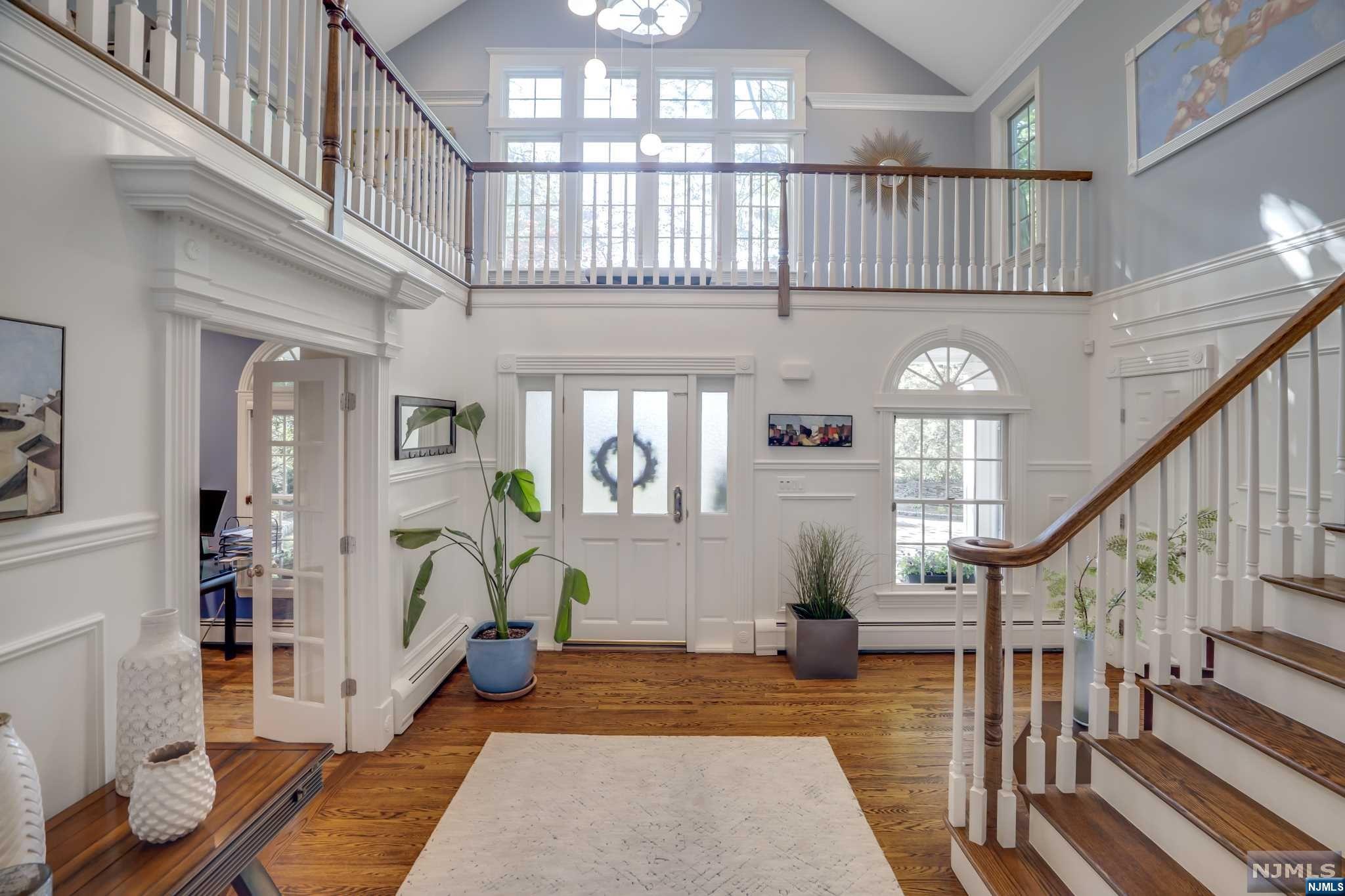 323 Freemans Lane