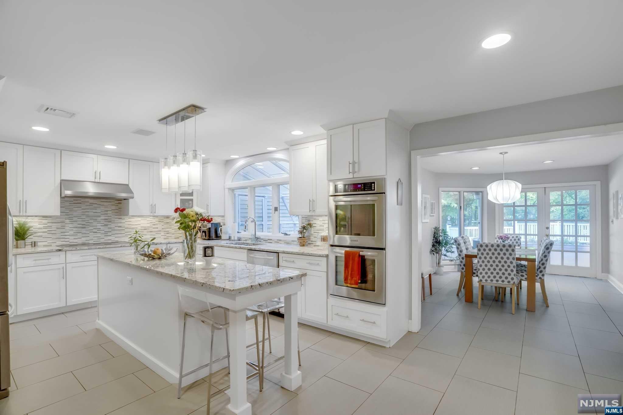 323 Freemans Lane