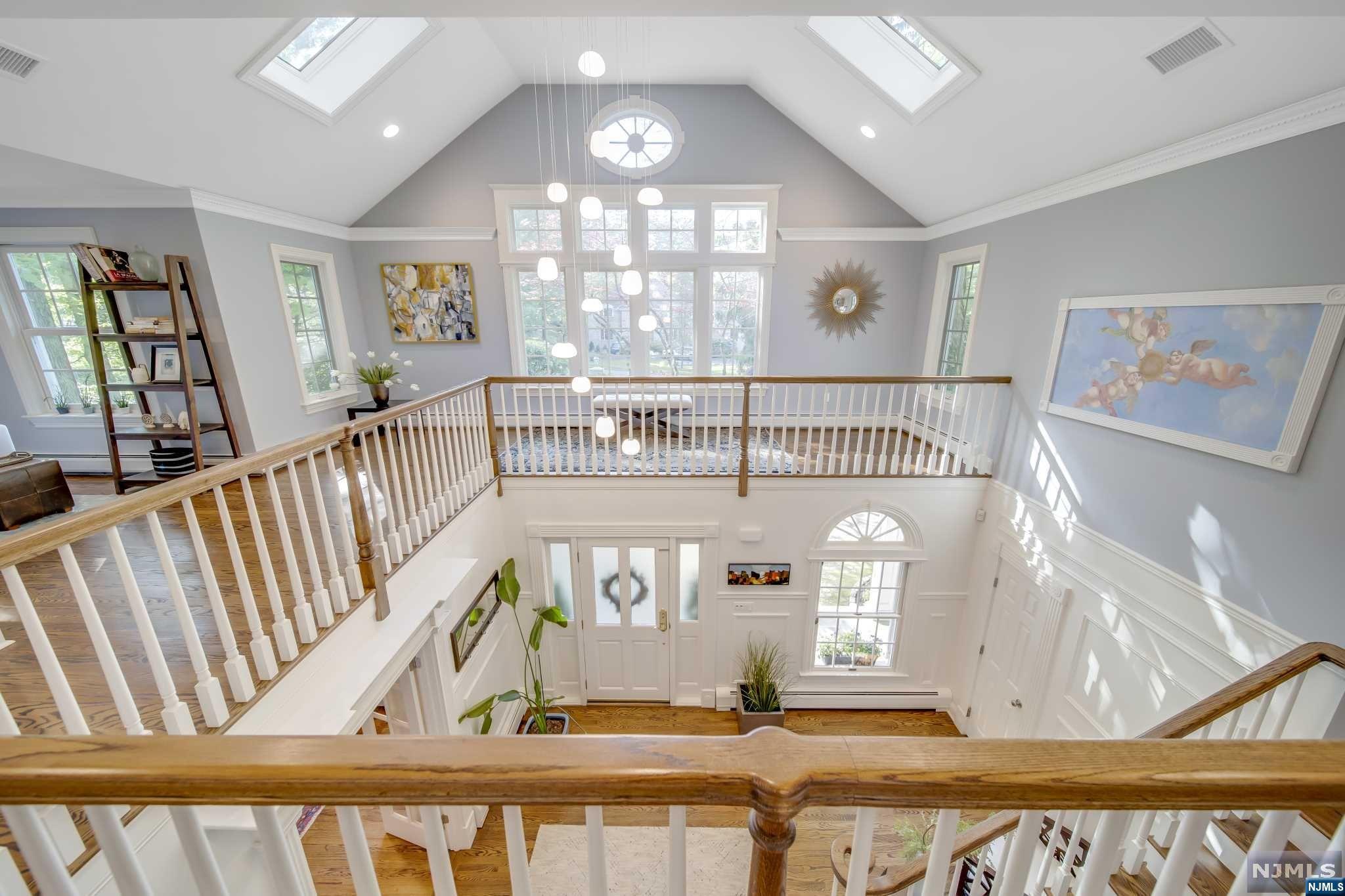 323 Freemans Lane
