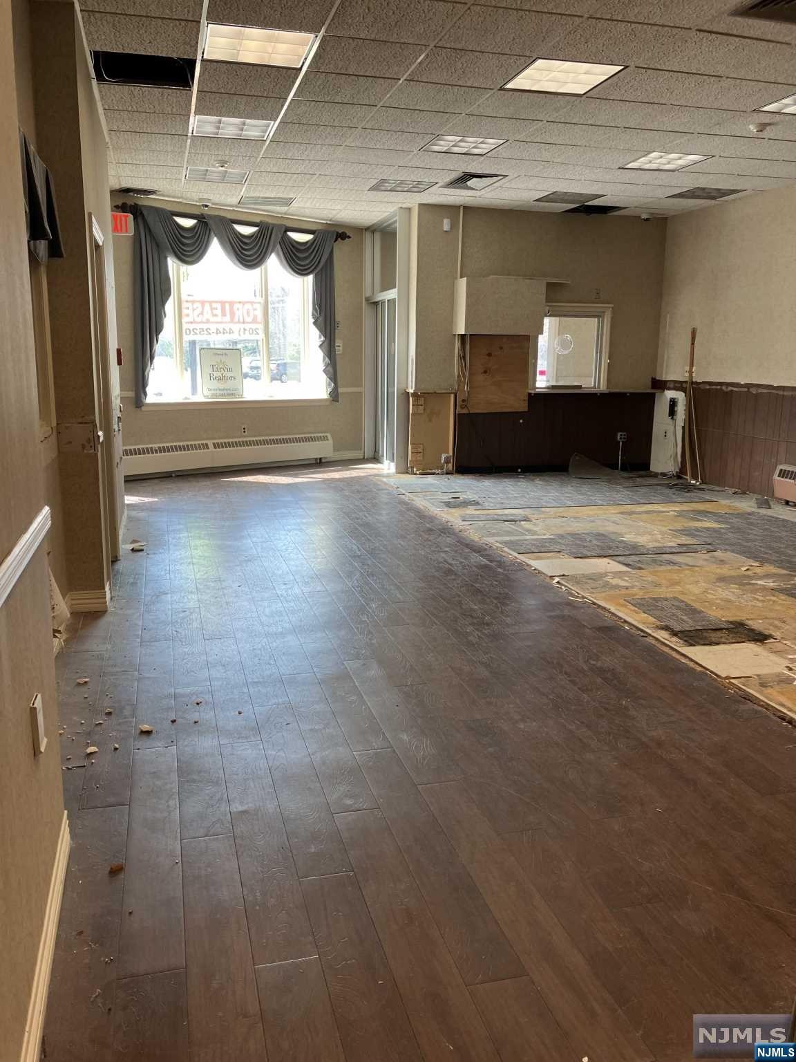 181 Rock Road Back