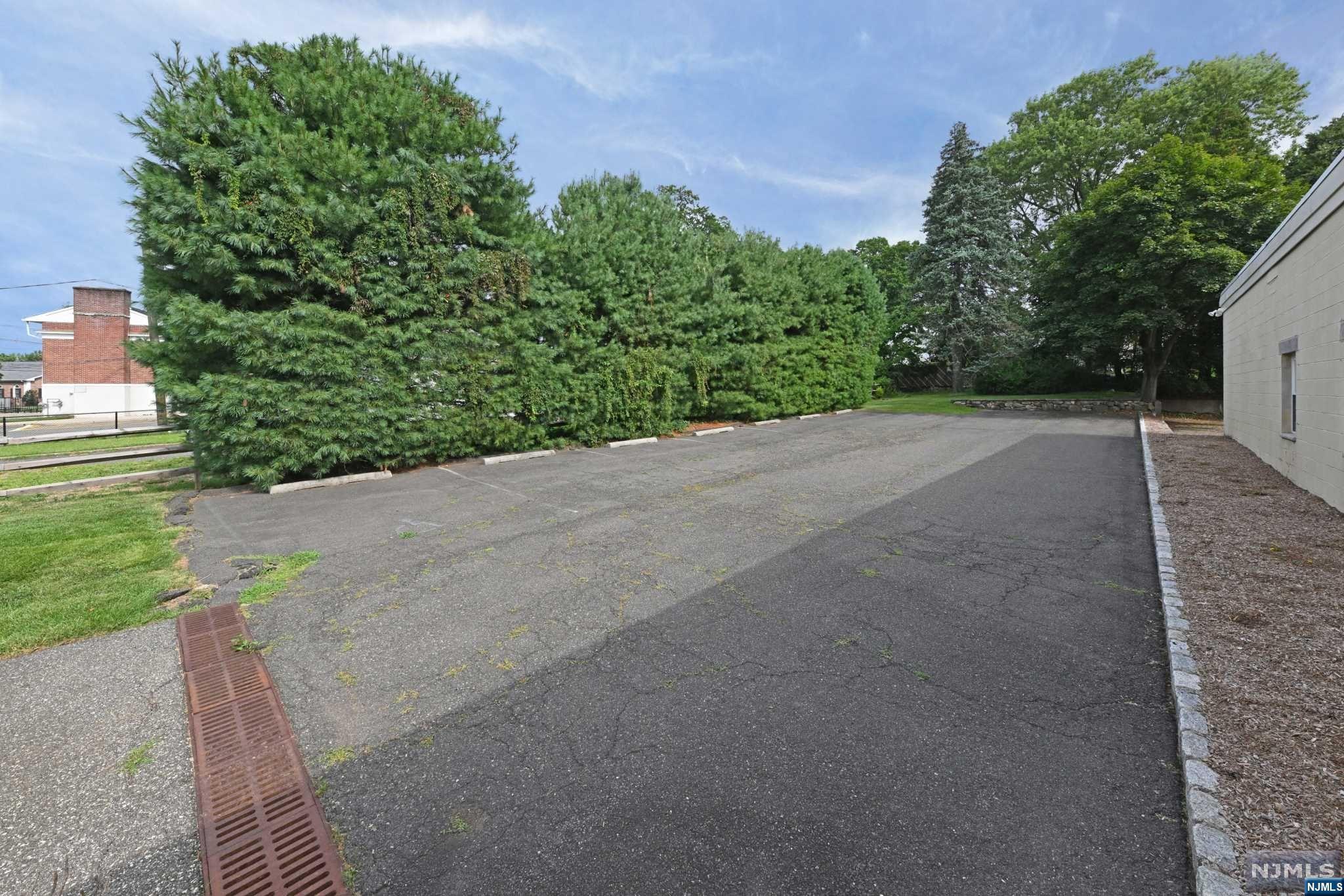 218 Franklin Avenue