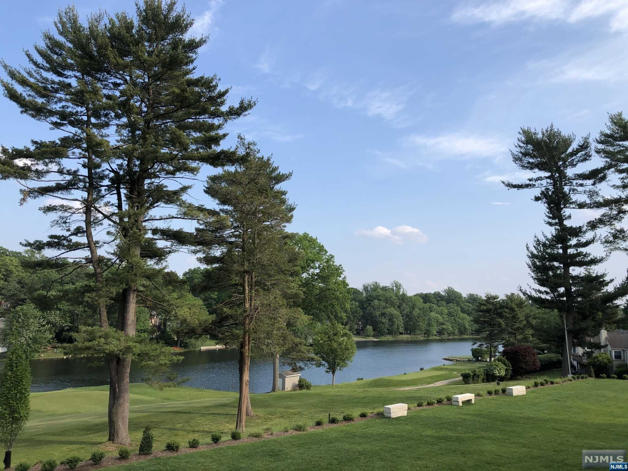 290 S Franklin Turnpike