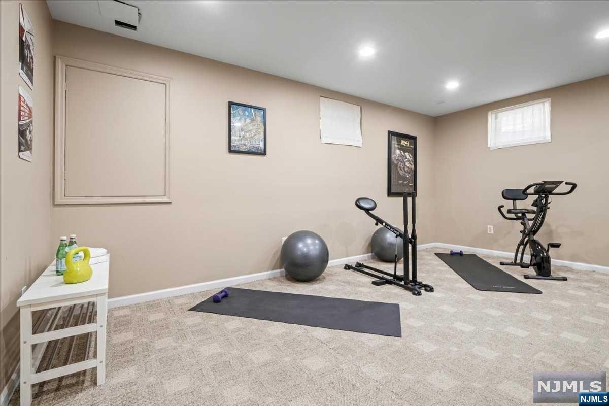 290 S Franklin Turnpike