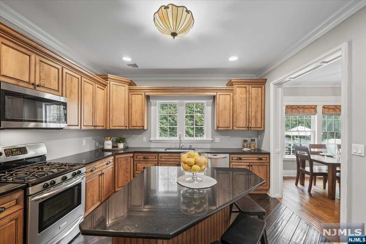 290 S Franklin Turnpike